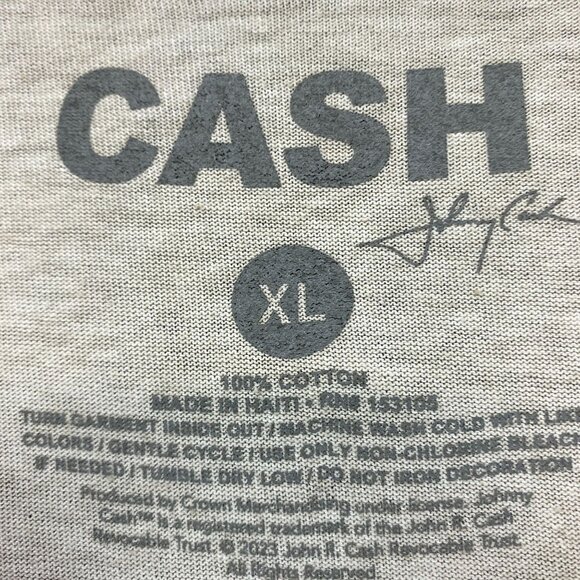 Urban Outfitters Gray Graphic Tee - Picture 4 of 4